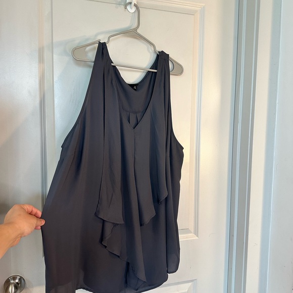 Torrid Georgette Asymmetrical Ruffle Silver Grey Sleeveless Lightweight Top, 5X - Picture 9 of 11